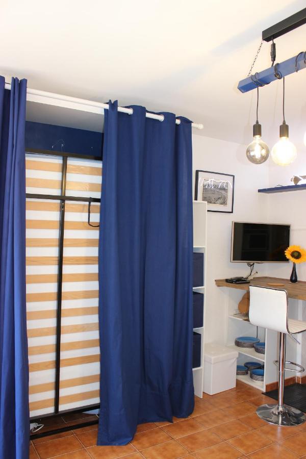 Luxury 4 Bed Apartment On Coastal Footpath At Cap Ras Llança Eksteriør billede